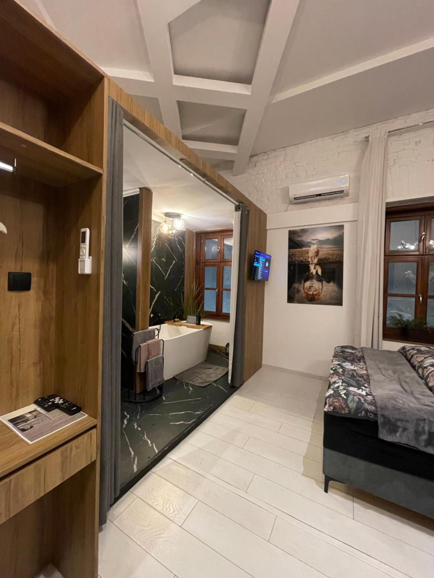 Ferienwohnung Lux Dabich 2 Novi Sad Exterior foto